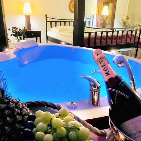 Restauracja - Hotel Mocca D'Oro Mikolow Eksteriør bilde