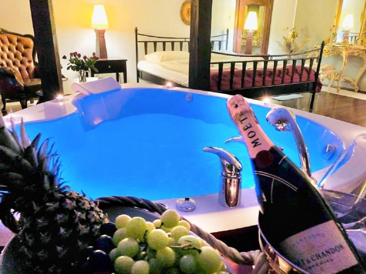Restauracja - Hotel Mocca D'Oro Mikolow Eksteriør bilde